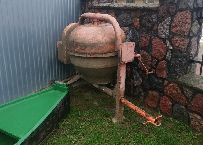 Grajewo ogłoszenia: Sprzedam betoniarke 3 fazową nowego typu.